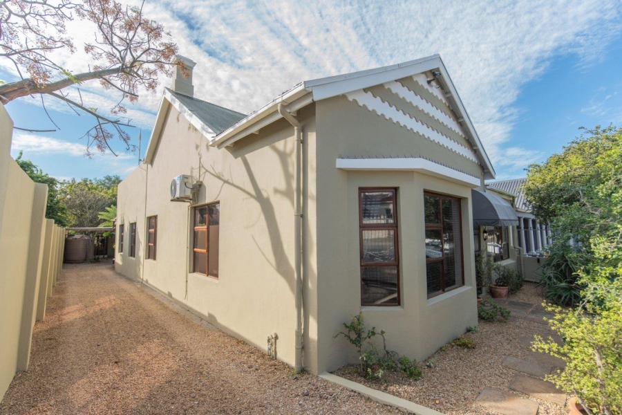 Commercial Property for Sale in Richmond Hill Eastern Cape